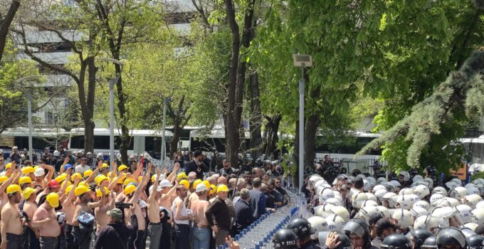 Madenciler Ankara’da Seslerini Duyurmaya Çalışıyor!